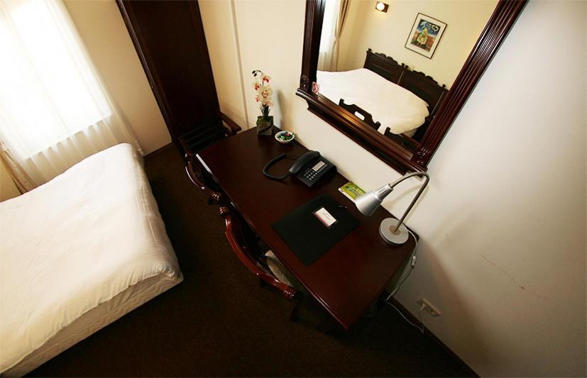Hotel Keistad Амерсфорт Экстерьер фото